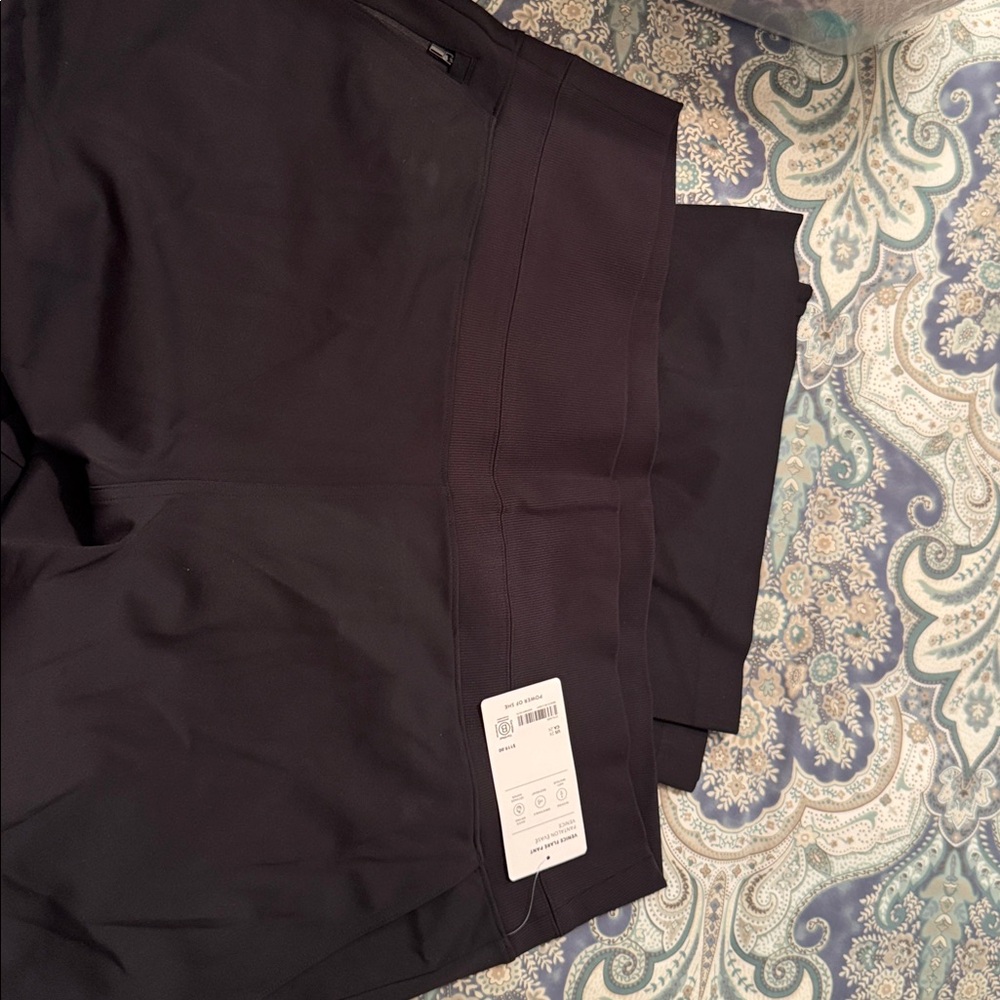 Women’s Black Venice flare pants by Athleta, size 2x. - Picture 4 of 5
